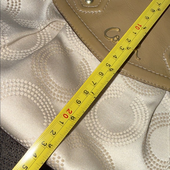 Coach Cream and Tan Signature Shoulder Bag with Coin Pouch - Picture 16 of 16